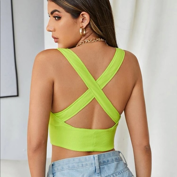 Crop top - Picture 2 of 2